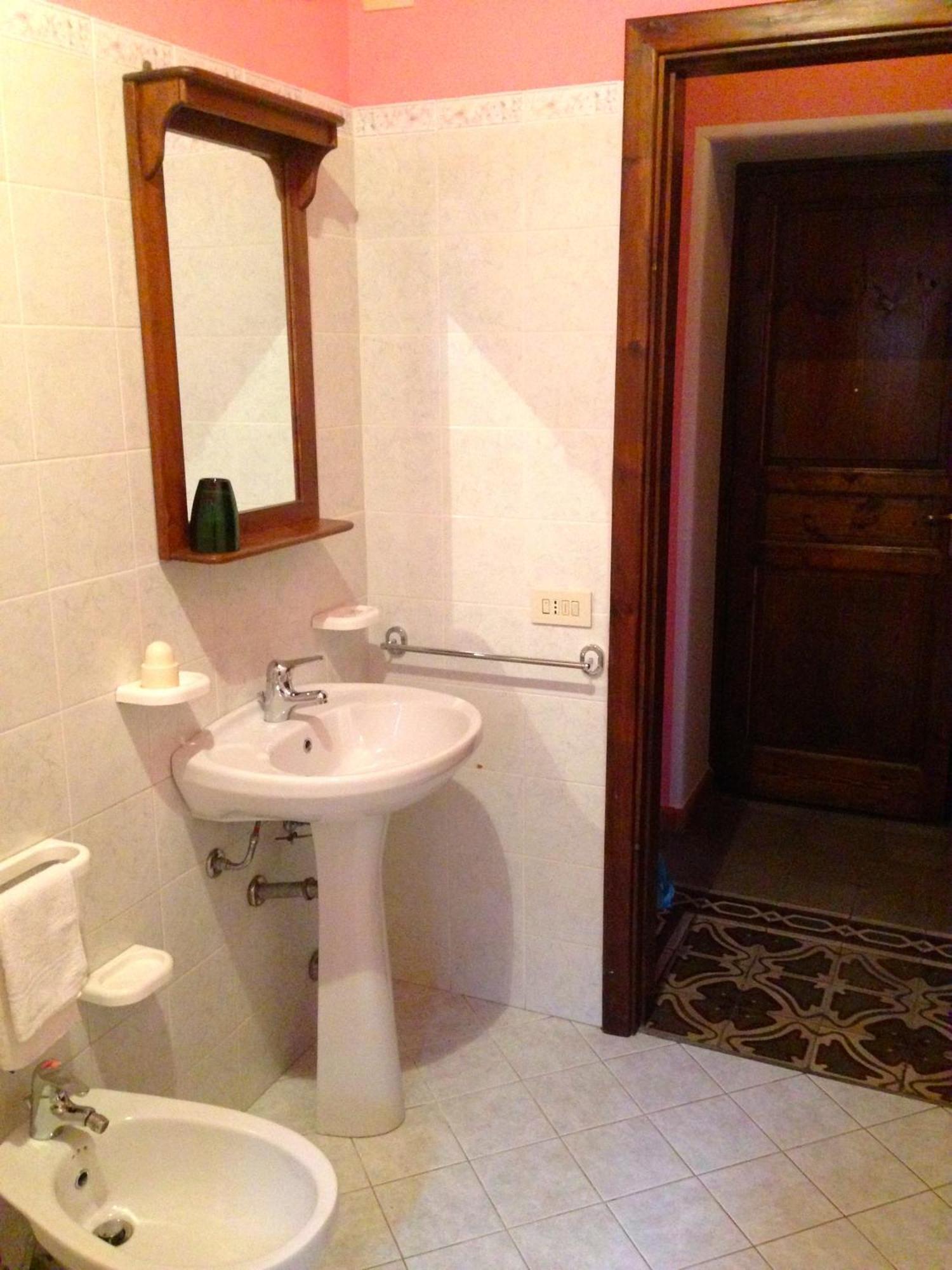 Agriturismo U Zu Peppino リーパリ 部屋 写真