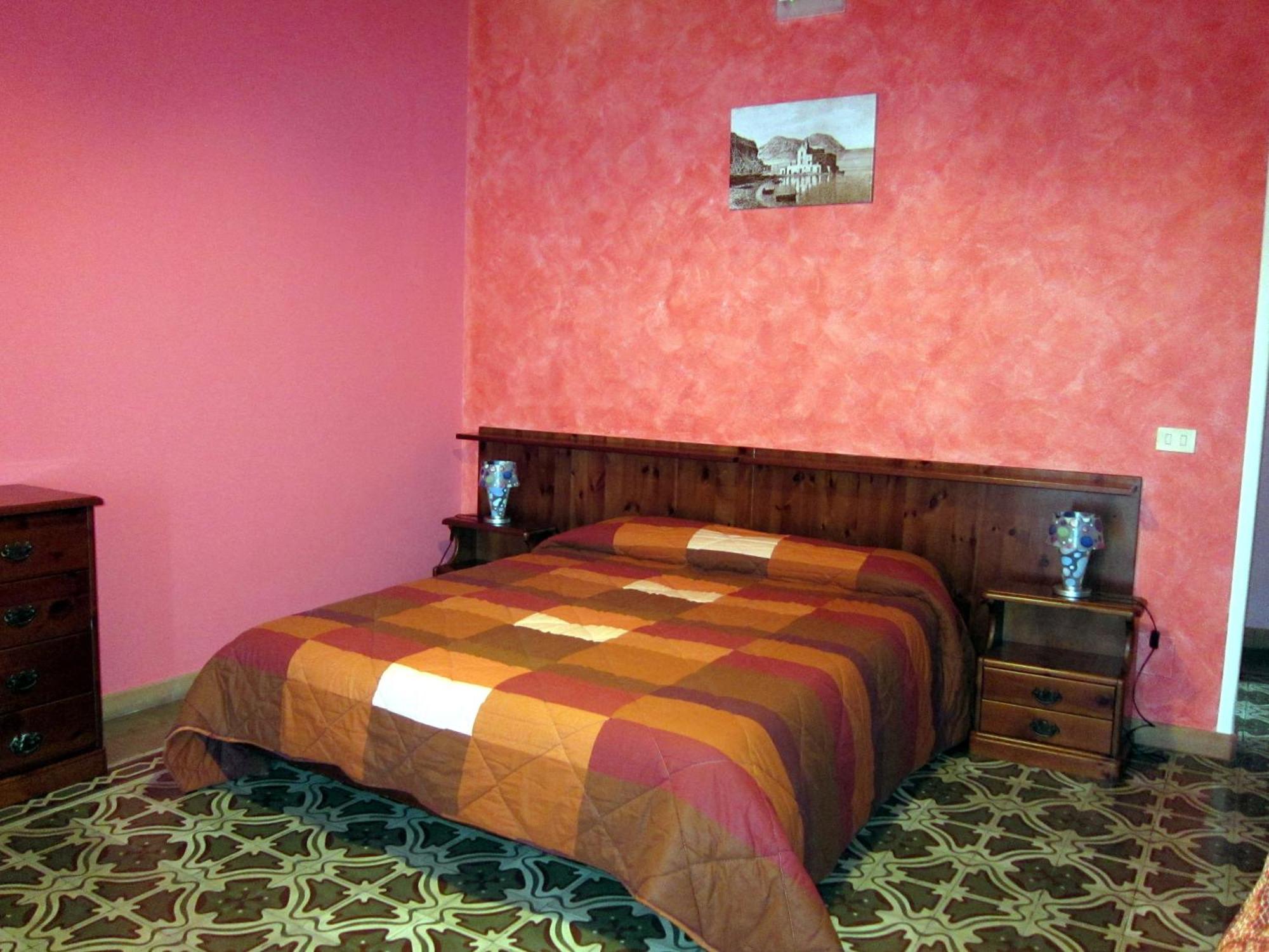 Agriturismo U Zu Peppino リーパリ 部屋 写真