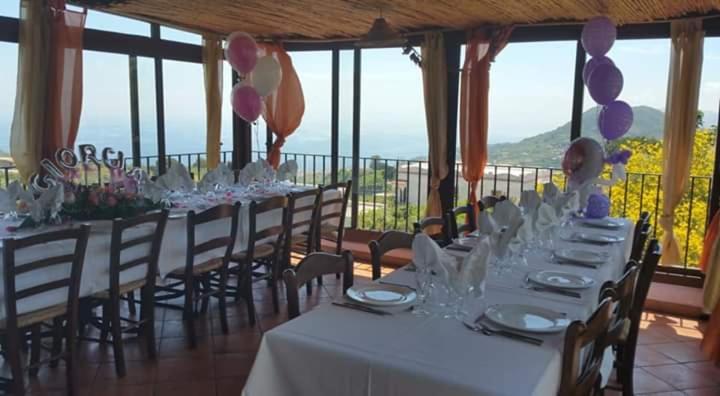 Agriturismo U Zu Peppino リーパリ エクステリア 写真